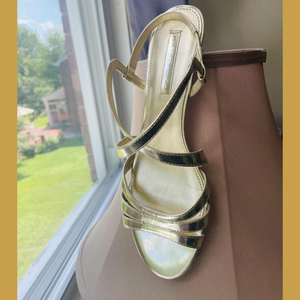 Bandolino Gold Bronze Strappy Slingback Sandals Size 8 Metallic Dress Heels